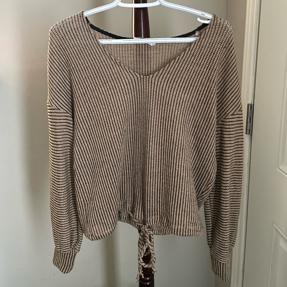 Lush V-Neck Ribbed Knit Sweater in Tan - Picture 4 of 9